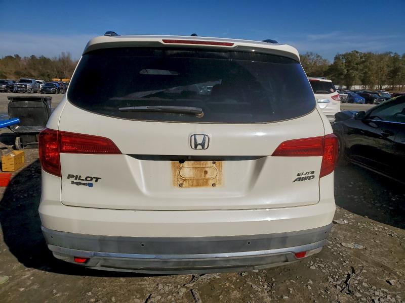 Photo 6 from auction – 2017 HONDA PILOT ELIT with VIN 5FNYF6H06HB075274