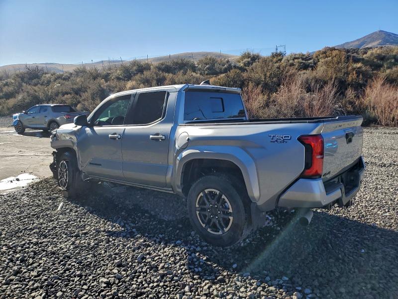 Photo 2 from auction – 2025 TOYOTA TACOMA with VIN 3TMLB5JN0SM121206