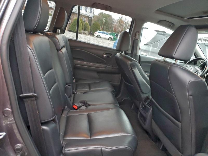 Photo 11 from auction – 2017 HONDA PILOT EXL with VIN 5FNYF6H51HB093760
