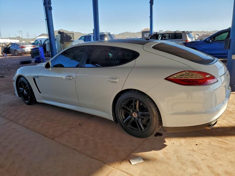 Photo 2 from auction – 2013 PORSCHE PANAMERA 2 with VIN WP0AA2A76DL010769