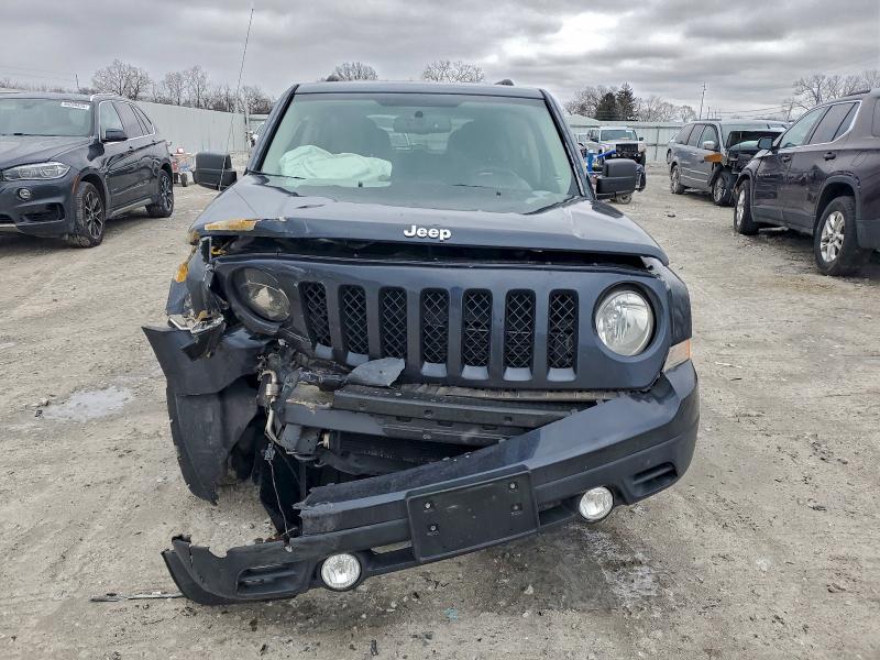 Photo 5 from auction – 2016 JEEP PATRIOT SP with VIN 1C4NJPBB9GD590115