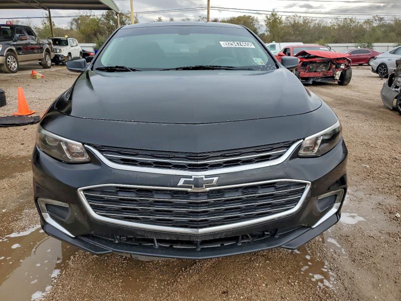 Photo 5 from auction – 2017 CHEVROLET MALIBU LT with VIN 1G1ZE5ST4HF228517