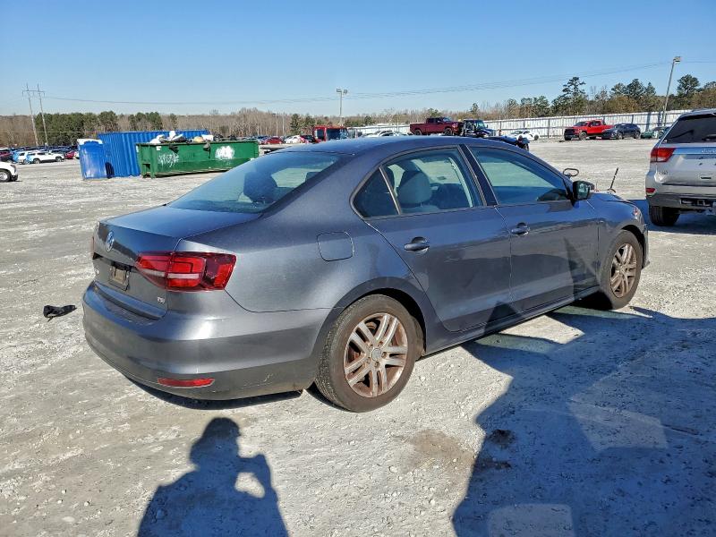 Photo 3 from auction – 2018 VOLKSWAGEN JETTA S with VIN 3VW2B7AJXJM220342