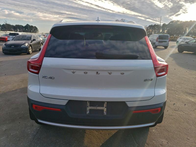 Photo 6 from auction – 2024 VOLVO XC40 PLUS with VIN YV4L12UE2R2234490