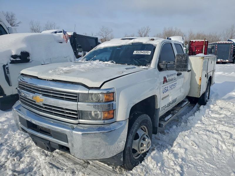 CHEVROLET SILVERADO 2015 with VIN 1GB5CYC83FZ122101 - Photo from auction