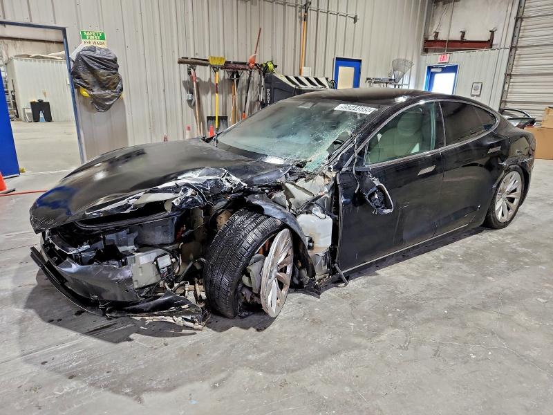 TESLA MODEL S 2018 with VIN 5YJSA1E22JF246427 - Photo from auction