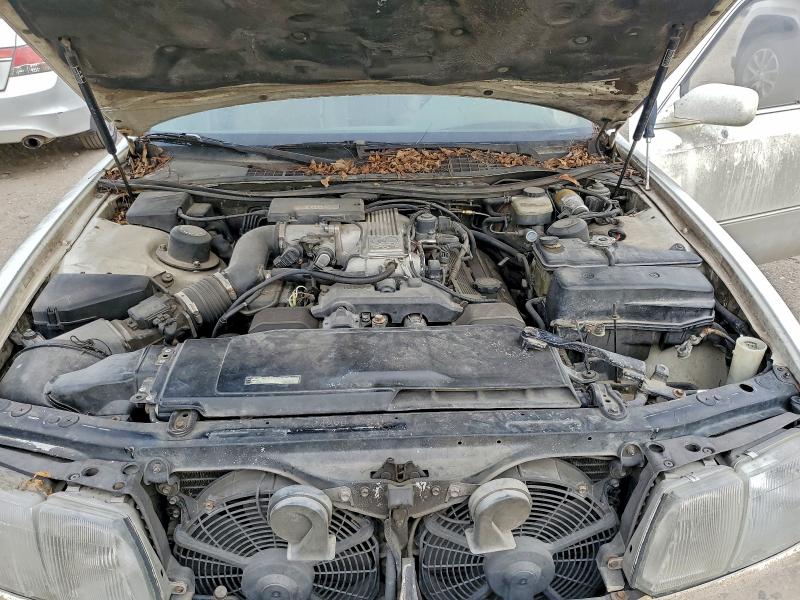 Photo 11 from auction – 1994 LEXUS LS 400 with VIN JT8UF11E8R0190478