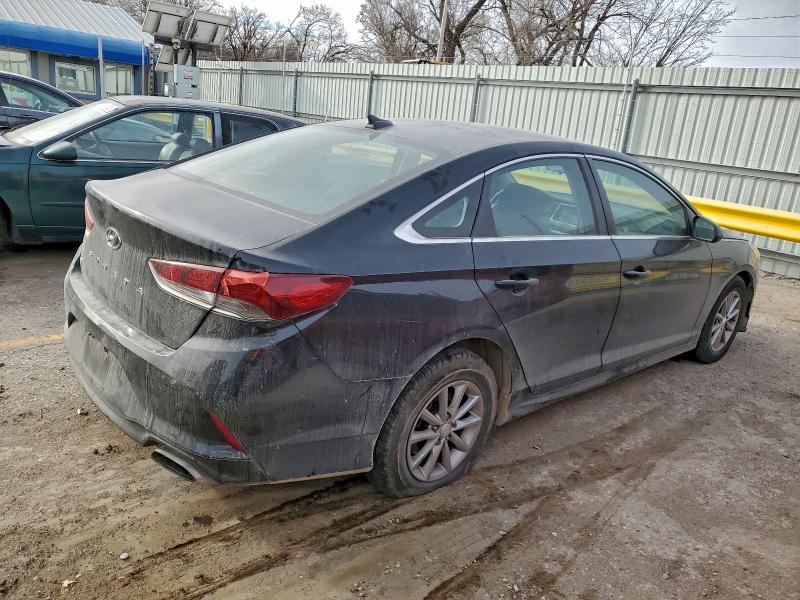 Photo 3 from auction – 2018 HYUNDAI SONATA with VIN 5NPE24AF9JH599950