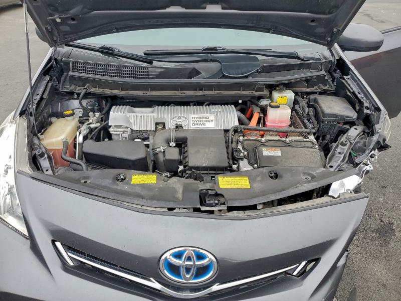 Photo 12 from auction – 2013 TOYOTA PRIUS V with VIN JTDZN3EU6D3284437