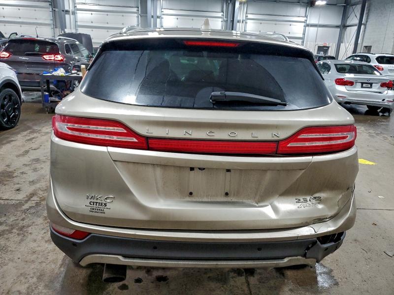 Foto 6 de la subasta – 2015 LINCOLN MKC con VIN 5LMTJ2AH7FUJ30443