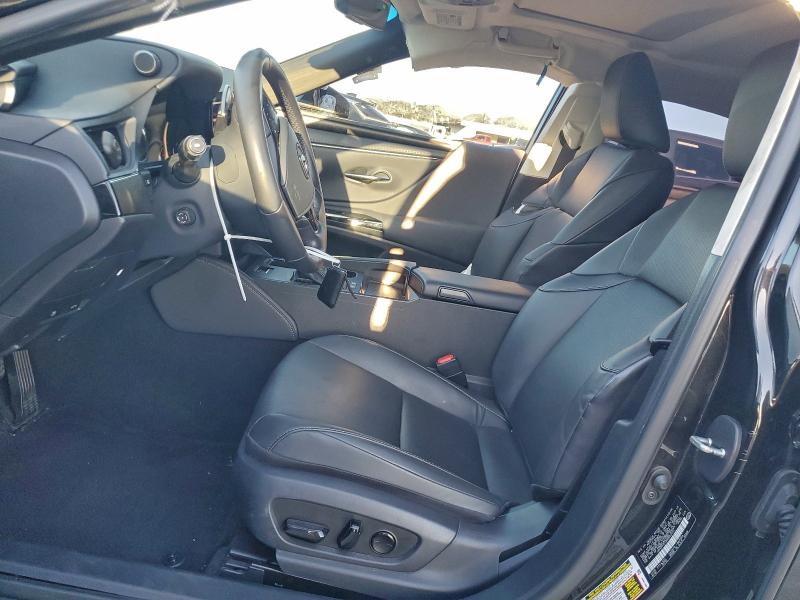 Photo 7 from auction – 2024 LEXUS ES with VIN 58ADA1C12RU052443