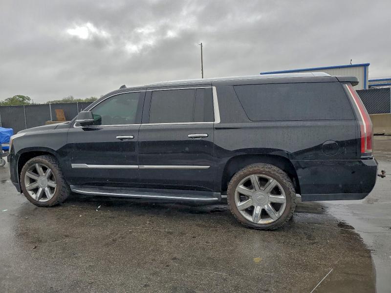 Photo 2 from auction – 2017 CADILLAC ESCALADE E with VIN 1GYS4HKJ3HR128347