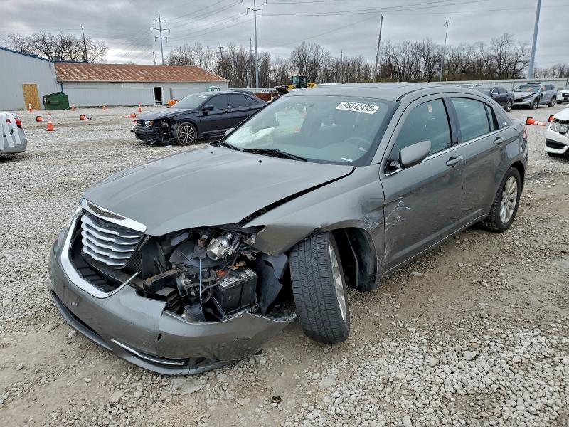 CHRYSLER 200 TOURIN 2013 with VIN 1C3CCBBB8DN514125 - Photo from auction
