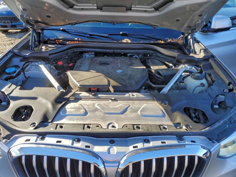 Photo 12 from auction – 2019 BMW X3 XDRIVE3 with VIN 5UXTR9C57KLR08167