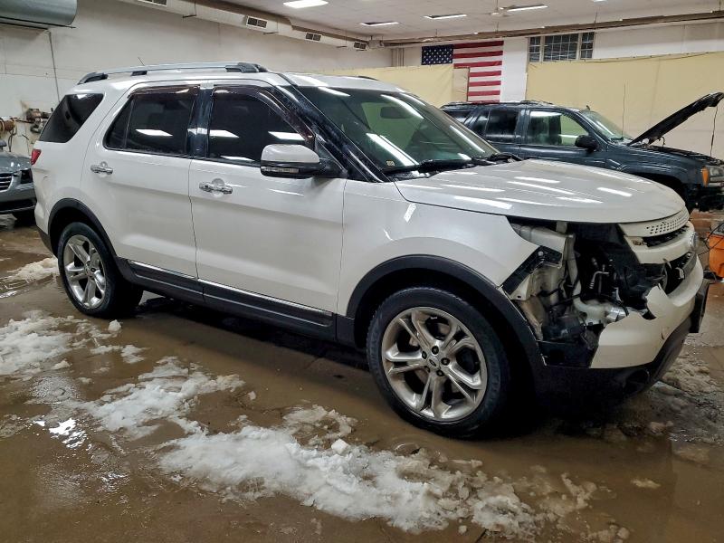 Photo 4 from auction – 2013 FORD EXPLORER L with VIN 1FM5K8F86DGB94456