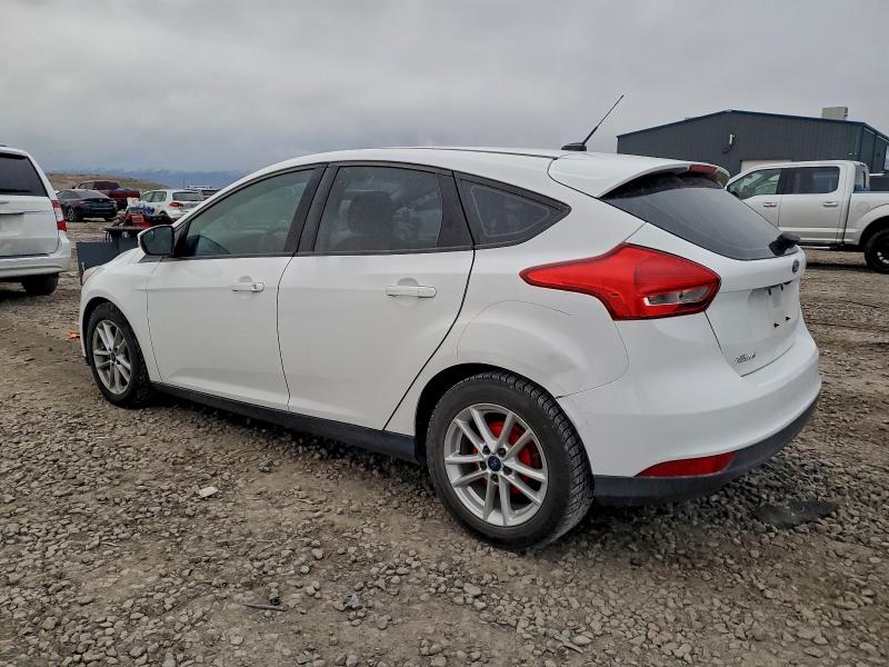 Photo 2 from auction – 2015 FORD FOCUS SE with VIN 1FADP3K29FL324042