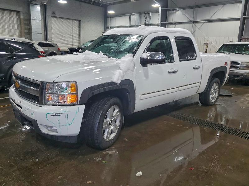 CHEVROLET SILVERADO 2011 with VIN 3GCUKTE25BG322364 - Photo from auction