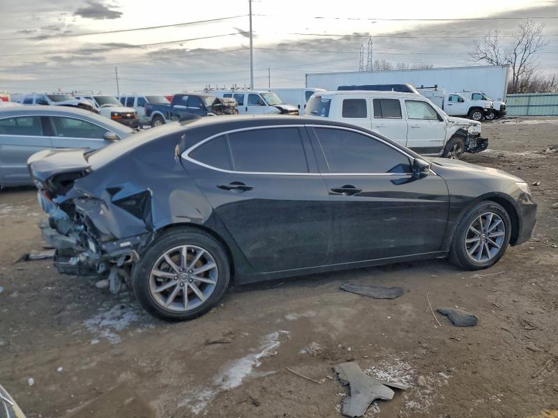 Photo 3 from auction – 2018 ACURA TLX with VIN 19UUB1F57JA010784