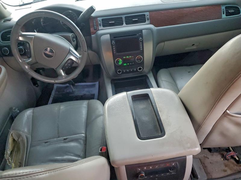 Photo 8 from auction – 2007 GMC YUKON with VIN 1GKFK13097J118644
