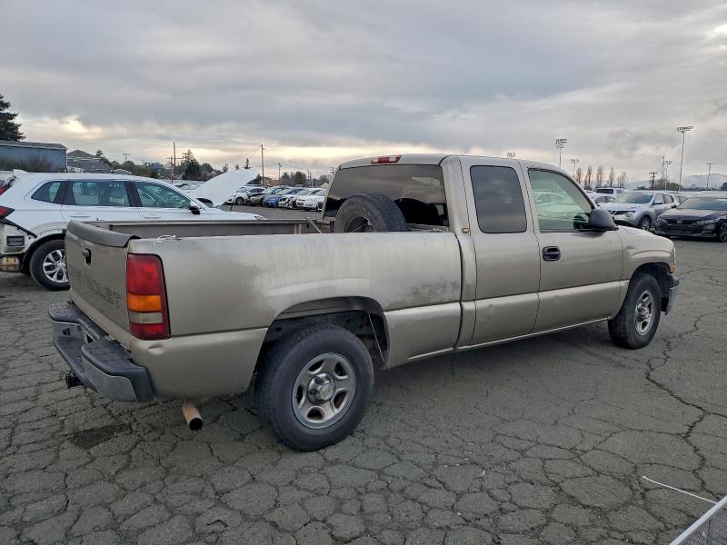 Photo 3 from auction – 2002 CHEVROLET SILVERADO with VIN 2GCEC19X321401598
