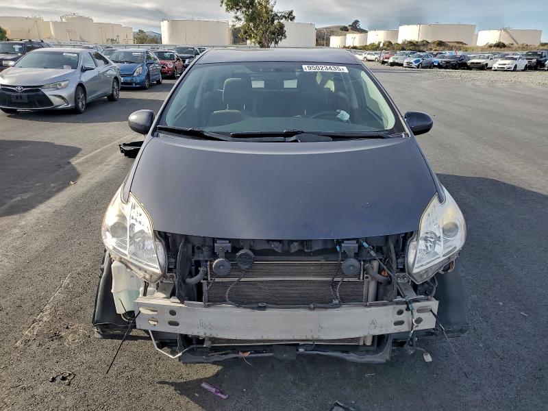 Photo 5 from auction – 2014 TOYOTA PRIUS with VIN JTDKN3DU6E0373172