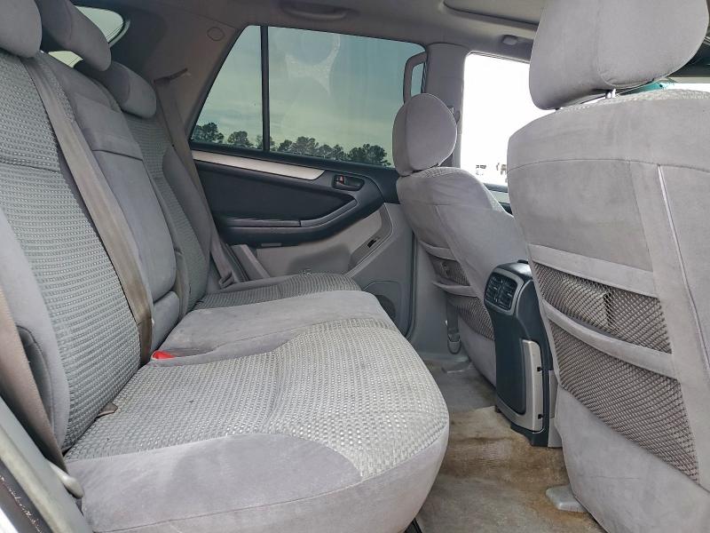 Photo 11 from auction – 2004 TOYOTA 4RUNNER SR with VIN JTEBU14R440037761