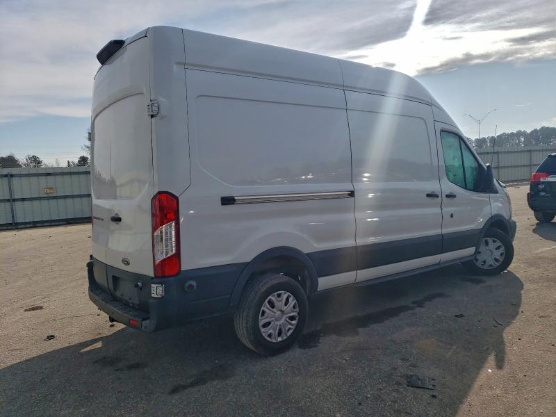 Photo 3 from auction – 2018 FORD TRANSIT T- with VIN 1FTYR2XM0JKA32353