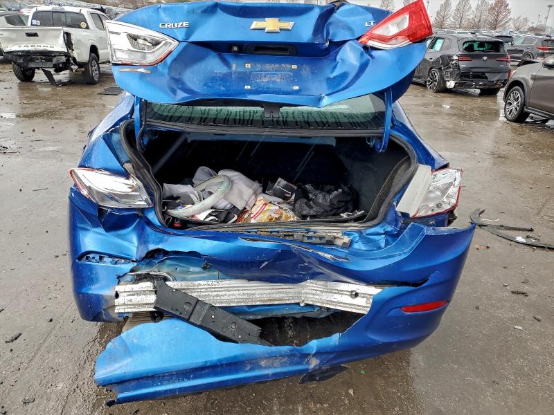 Photo 6 from auction – 2017 CHEVROLET CRUZE with VIN 1G1BE5SM6H7219399