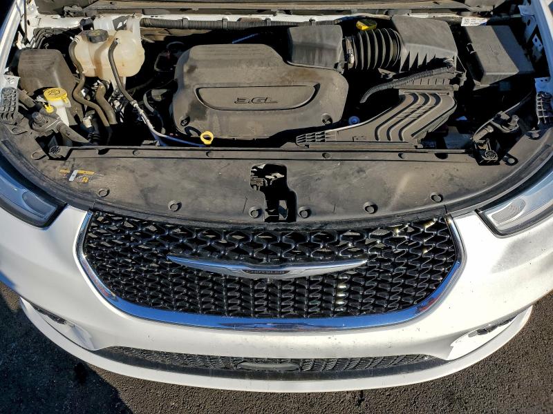 Photo 12 from auction – 2023 CHRYSLER PACIFICA L with VIN 2C4RC1GG4PR552284