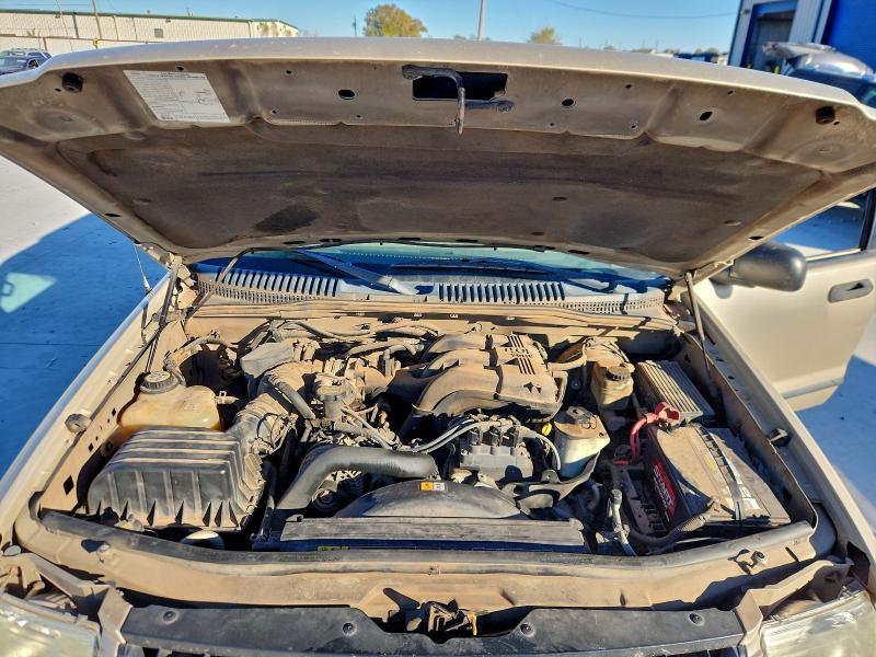 Photo 12 from auction – 2005 FORD EXPLORER X with VIN 1FMZU62K65UA41368