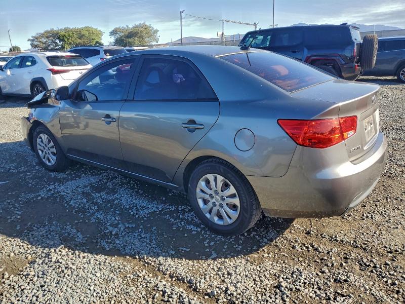 Photo 2 from auction – 2010 KIA FORTE EX with VIN KNAFU4A28A5193344