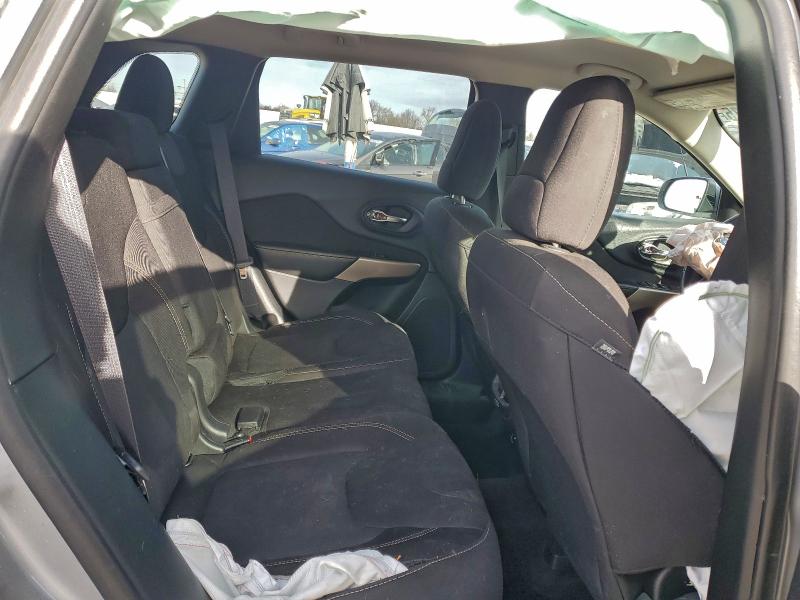 Photo 11 from auction – 2017 JEEP CHEROKEE L with VIN 1C4PJMCB2HW637920