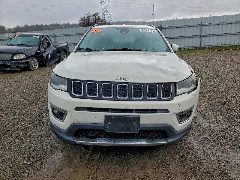 Photo 5 from auction – 2018 JEEP COMPASS LI with VIN 3C4NJCCB8JT406808