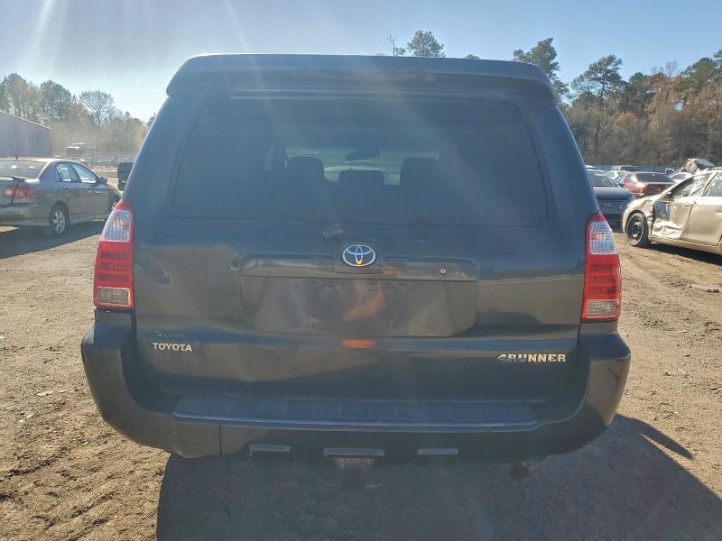 Photo 6 from auction – 2006 TOYOTA 4RUNNER SR with VIN JTEZU14RX60066621