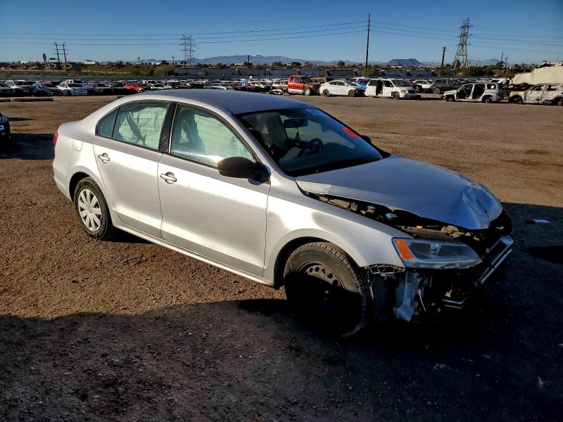 Photo 4 from auction – 2015 VOLKSWAGEN JETTA BASE with VIN 3VW2K7AJ9FM413296