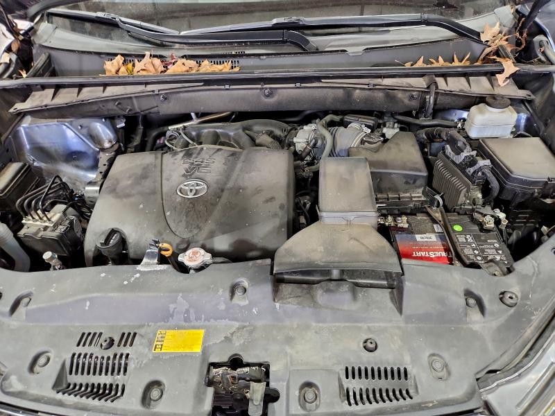 Photo 12 from auction – 2019 TOYOTA HIGHLANDER with VIN 5TDDZRFH1KS990231