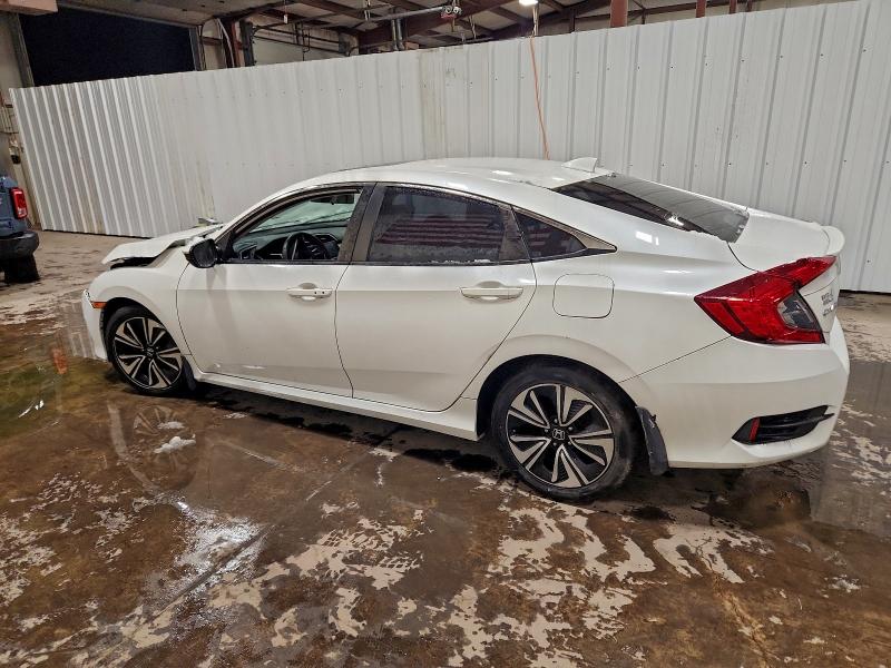 Photo 2 from auction – 2017 HONDA CIVIC EX with VIN 19XFC1F32HE010654