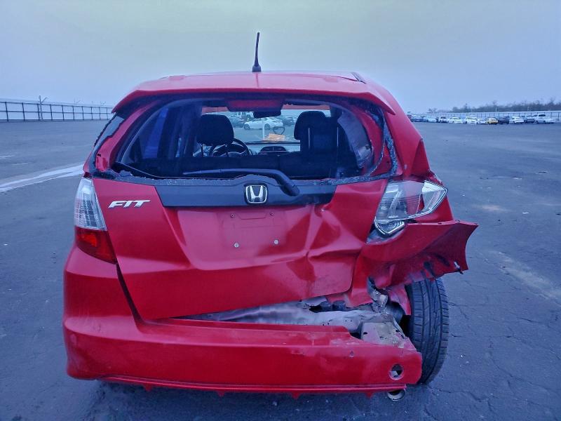 Photo 6 from auction – 2013 HONDA FIT with VIN JHMGE8H51DC063139