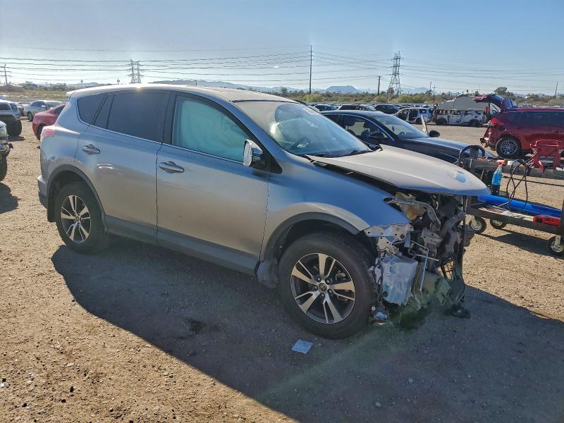 Photo 4 from auction – 2017 TOYOTA RAV4 XLE with VIN 2T3WFREV8HW390970
