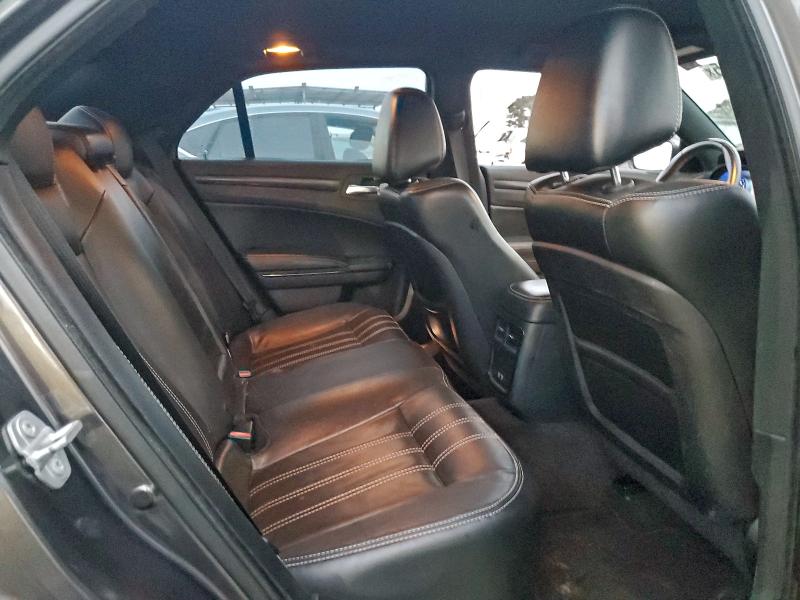 Photo 10 from auction – 2016 CHRYSLER 300 S with VIN 2C3CCABG6GH252432