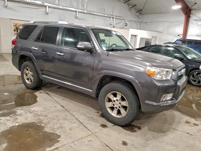 Photo 4 from auction – 2010 TOYOTA 4RUNNER SR with VIN JTEBU5JR3A5022937