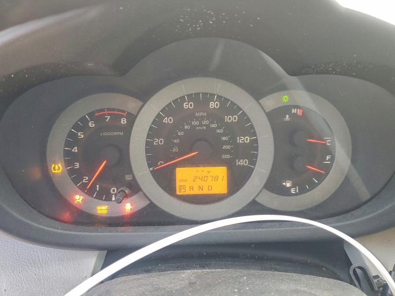 Photo 9 from auction – 2010 TOYOTA RAV4 with VIN JTMBF4DV4AD024882