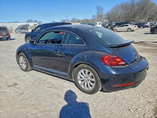 Photo 2 from auction – 2018 VOLKSWAGEN BEETLE S with VIN 3VWFD7AT8JM717693