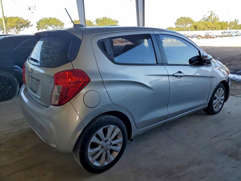 Photo 3 from auction – 2017 CHEVROLET SPARK 1LT with VIN KL8CD6SA4HC811295
