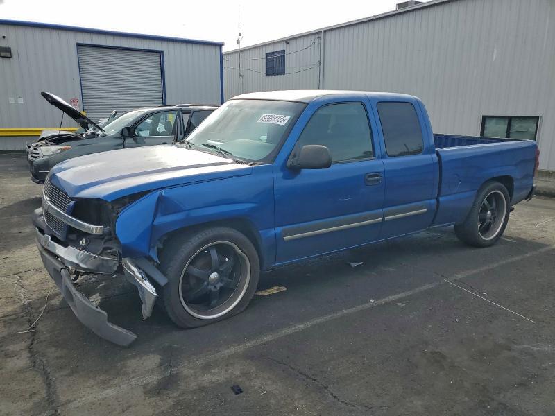 CHEVROLET SILVERADO 2003 with VIN 2GCEC19V231284094 - Photo from auction