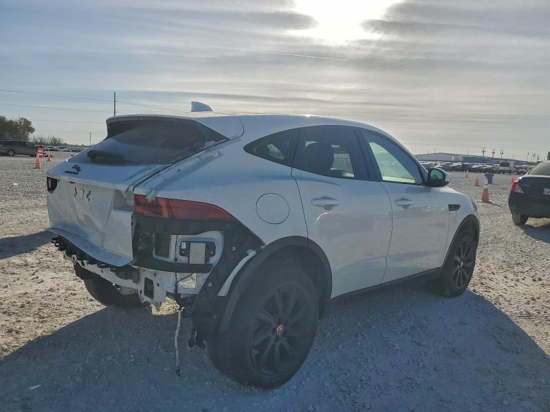 Photo 3 from auction – 2018 JAGUAR E-PACE S with VIN SADFJ2FX1J1Z13468