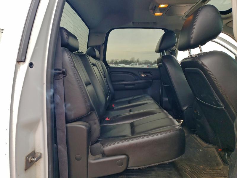 Photo 10 from auction – 2011 GMC SIERRA K25 with VIN 1GT125EG3BF146166