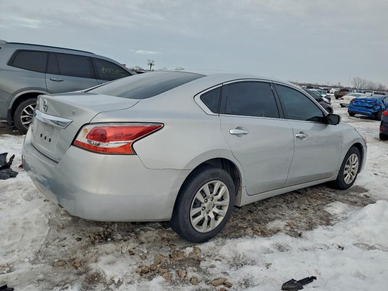 Photo 3 from auction – 2015 NISSAN ALTIMA 2.5 with VIN 1N4AL3AP2FN887210