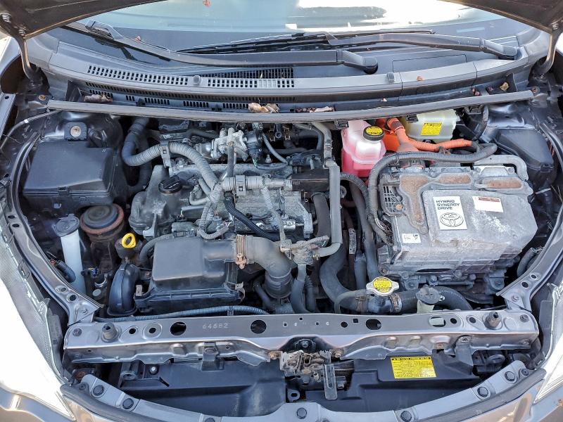 Photo 11 from auction – 2012 TOYOTA PRIUS C with VIN JTDKDTB32C1502917