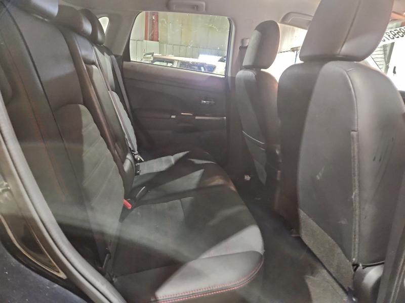 Photo 11 from auction – 2024 MITSUBISHI OUTLANDER with VIN JA4ARUAU2RU002657